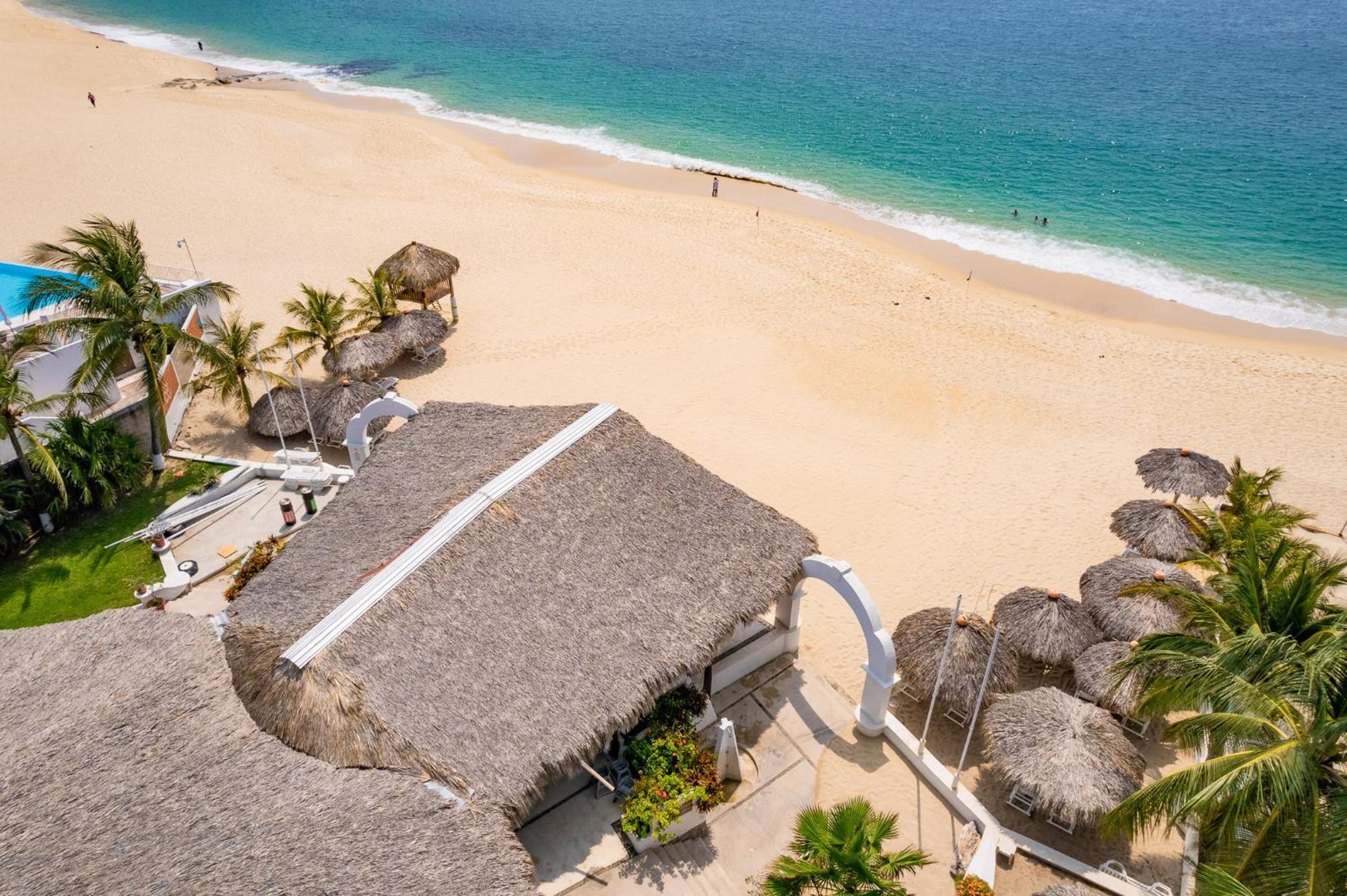 Hotel Castillo Huatulco & Beach Club Санта-Крус-Уатулько Екстер'єр фото